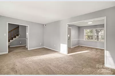 6520 Farmingdale Drive, Charlotte, NC 28212 - Photo 4