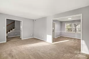 6520 Farmingdale Dr, Charlotte, NC 28212 - Photo 4