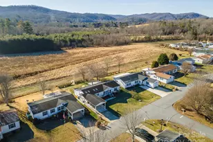 428 Riverwind Dr, Hendersonville, NC 28739 - Photo 42