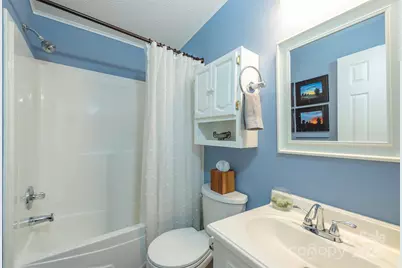 428 Riverwind Drive, Hendersonville, NC 28739 - Photo 18