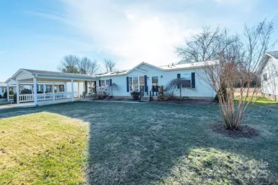 428 Riverwind Drive, Hendersonville, NC 28739 - Photo 1