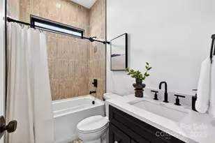 16315 Riverpointe Dr, Charlotte, NC 28278 - Photo 6