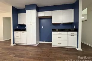 13 Laurel Pl, Asheville, NC 28803 - Photo 12