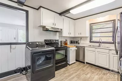 1100 Rollingwood Drive, Charlotte, NC 28217 - Photo 10