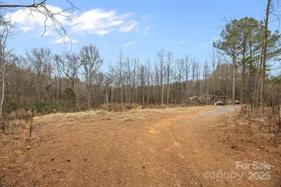 33266 Courtland Drive, Albemarle, NC 28001 - Photo 4