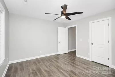 4044 Dinglewood Avenue, Charlotte, NC 28205 - Photo 18