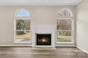 12145 Landing Green Dr, Charlotte, NC 28277 - Photo 10