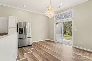 12145 Landing Green Dr, Charlotte, NC 28277 - Photo 6