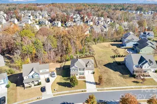 17147 Belmont Stakes Ln, Charlotte, NC 28278 - Photo 44