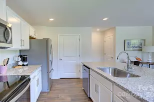 23 Callie River Ct, Clyde, NC 28721 - Photo 6