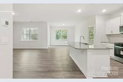 3928 Ashton Drive NW, Conover, NC 28613 - Photo 4