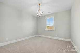 17651 Hawkwatch Ln, Charlotte, NC 28278 - Photo 28