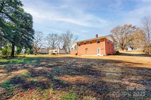 1909 S Lafayette St, Shelby, NC 28152 - Photo 4