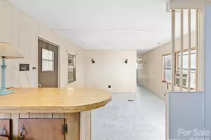 1905 Old Spartanburg Rd, Hendersonville, NC 28792 - Photo 10