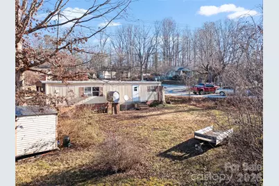 1905 Old Spartanburg Road, Hendersonville, NC 28792 - Photo 22