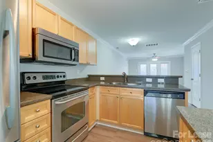 1224 Green Oaks Ln, Charlotte, NC 28205 - Photo 10