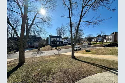 9501 Pondside Lane, Charlotte, NC 28213 - Photo 26