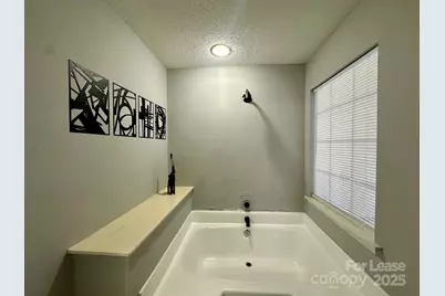 9501 Pondside Lane, Charlotte, NC 28213 - Photo 24