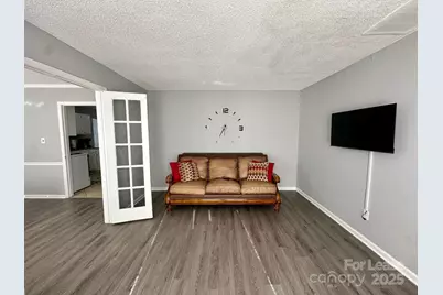 9501 Pondside Lane, Charlotte, NC 28213 - Photo 6