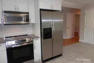 1332 Edgewater Dr, Charlotte, NC 28210 - Photo 8