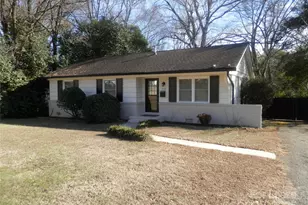 1332 Edgewater Dr, Charlotte, NC 28210 - Photo 1