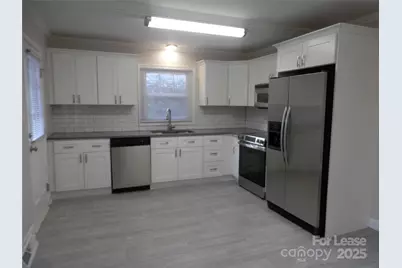 1332 Edgewater Drive, Charlotte, NC 28210 - Photo 6