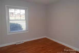 1332 Edgewater Dr, Charlotte, NC 28210 - Photo 12