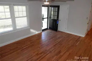 1332 Edgewater Dr, Charlotte, NC 28210 - Photo 4