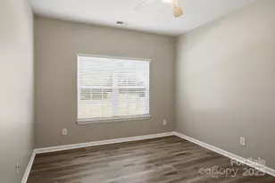 10012 Barrands Ln, Charlotte, NC 28278 - Photo 18