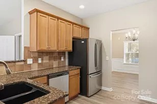 10012 Barrands Ln, Charlotte, NC 28278 - Photo 10