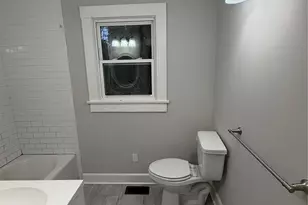 530 N Mulberry St, Statesville, NC 28677 - Photo 8