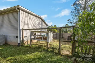 154 Turkey Pen Gap Road, Horse Shoe, NC 28742 - Photo 16