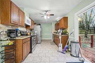 2815 Bustlehead Ct, Charlotte, NC 28262 - Photo 14