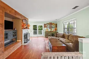 2815 Bustlehead Ct, Charlotte, NC 28262 - Photo 10