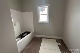 426 Huntington Woods Street SE, Lenoir, NC 28645 - Photo 12