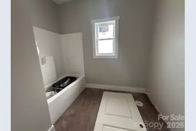 426 Huntington Woods Street SE, Lenoir, NC 28645 - Photo 8