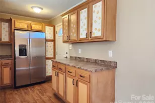 31 Stanley St, Candler, NC 28715 - Photo 10