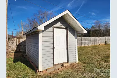 31 Stanley Street, Candler, NC 28715 - Photo 20