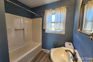 31 Stanley St, Candler, NC 28715 - Photo 18