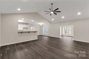 1489 Paraham Road S, York, SC 29745 - Photo 8