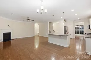 8924 Inverness Bay Rd, Charlotte, NC 28278 - Photo 6