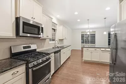 8924 Inverness Bay Road, Charlotte, NC 28278 - Photo 10