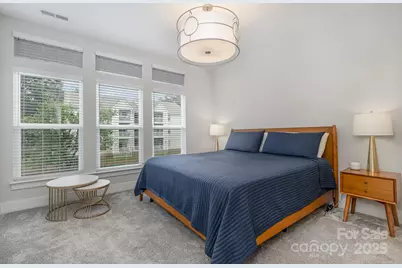 235 S Bruns Avenue, Charlotte, NC 28208 - Photo 12