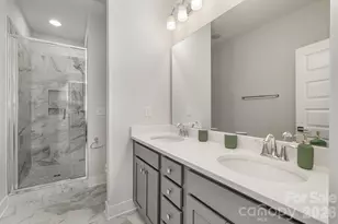 235 S Bruns Ave, Charlotte, NC 28208 - Photo 14