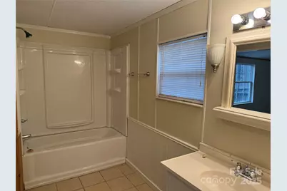 55 Twin Oaks Lane, Spruce Pine, NC 28777 - Photo 16