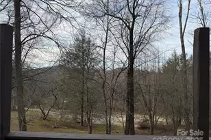 55 Twin Oaks Ln, Spruce Pine, NC 28777 - Photo 2