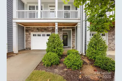 2314 Creekmere Lane, Charlotte, NC 28262 - Photo 2