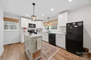 524 Hibriten Dr SE, Lenoir, NC 28645 - Photo 12