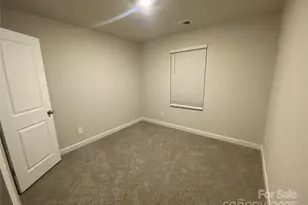 6110 Starview Ter, Charlotte, NC 28216 - Photo 14