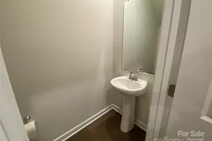 6110 Starview Ter, Charlotte, NC 28216 - Photo 12